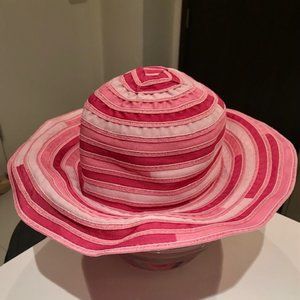 Summer beach hat, dark and light pink, Medium